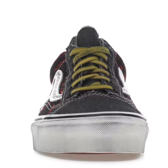 Vans Stranger Things Sneakers - Picture 4 of 5